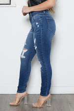 Load image into Gallery viewer, Gen Double Button Dark Wash Destructed Skinny Jean
